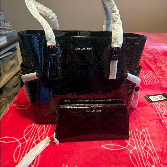 Michael Kors Black Patent Tote with Matching Wallet Set